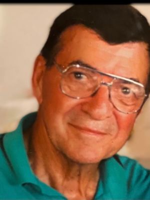 Photo of Donald Straudt