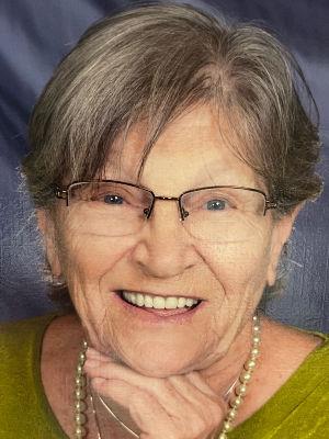 Photo of Maureen Smetana