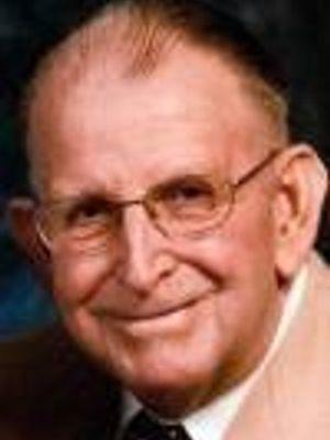 Photo of Earl W. Cramer