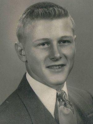 Photo of Lowell G. Anderson