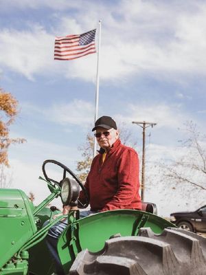 Photo of Wayne E. Lamfers