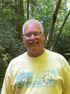 Photo of Larry Lezon